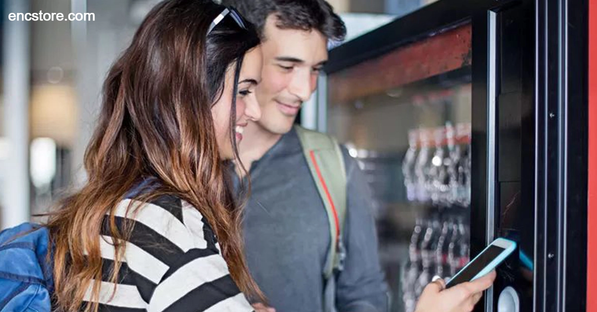 Smart Vending Machines with Contactless Payment:  RFID and NFC Technologies at Play